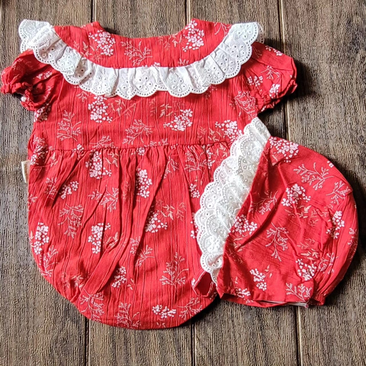 Vintage style bodysuit with head accessory