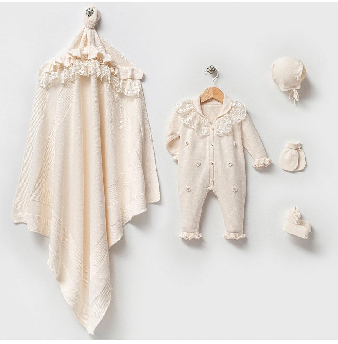 NIPPERLAND - premium knitted welcome set