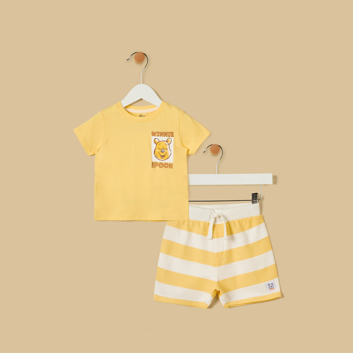 MAX-Winnie the Pooh Print Cotton T-shirt and Shorts Set