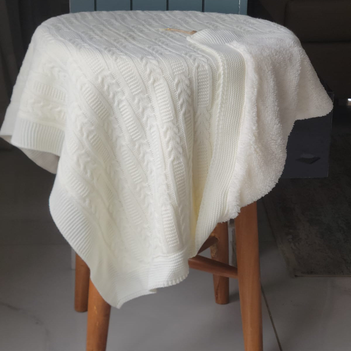 KNITTED DOUBLE SIDED SHERPA - baby blanket