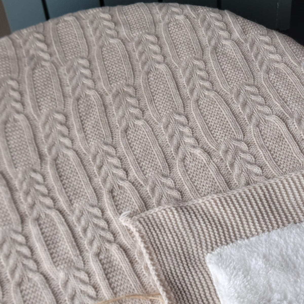 KNITTED DOUBLE SIDED SHERPA - baby blanket