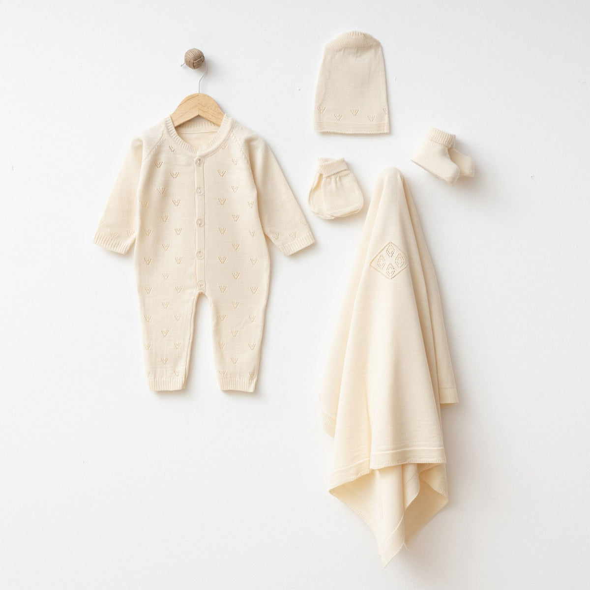 VB-WOOLEN-PREMIUM 5PC WELCOME SET