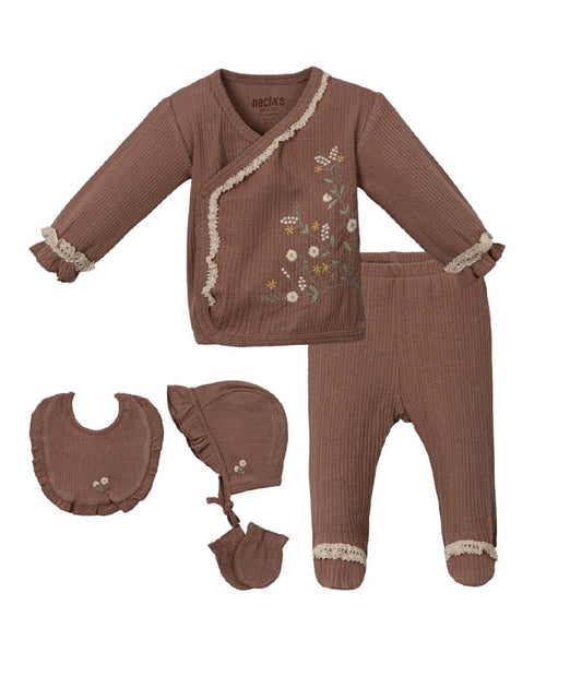 Light knitted 5pc welcome set