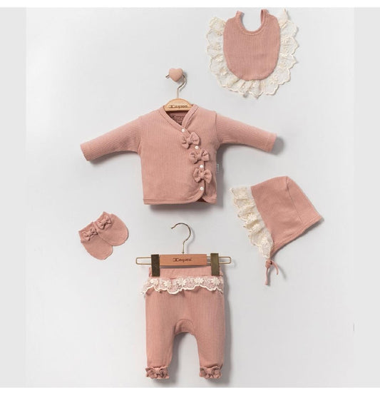 MC - KNITTED - 5pc welcome set