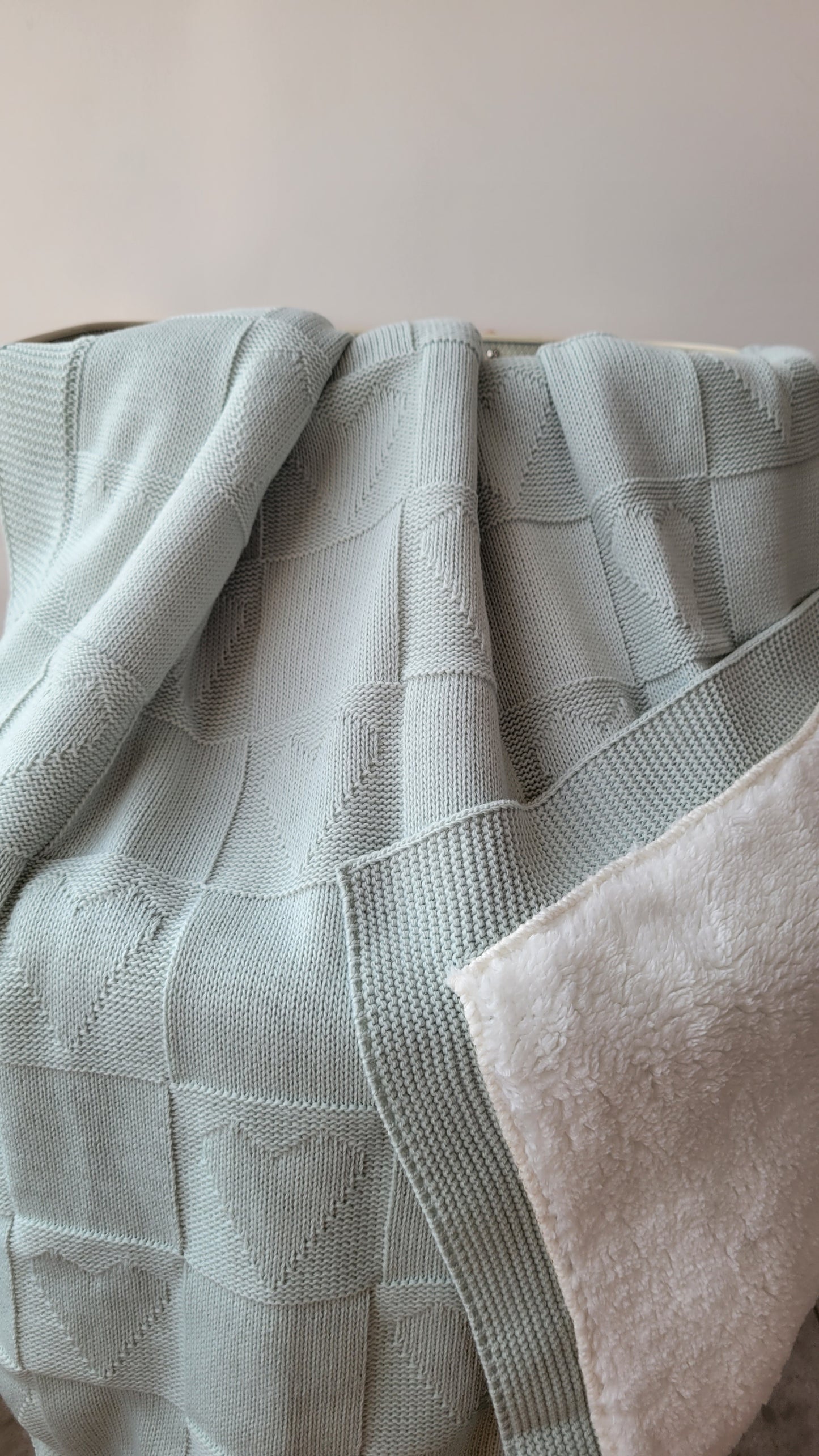 KNITTED DOUBLE SIDED SHERPA - baby blanket