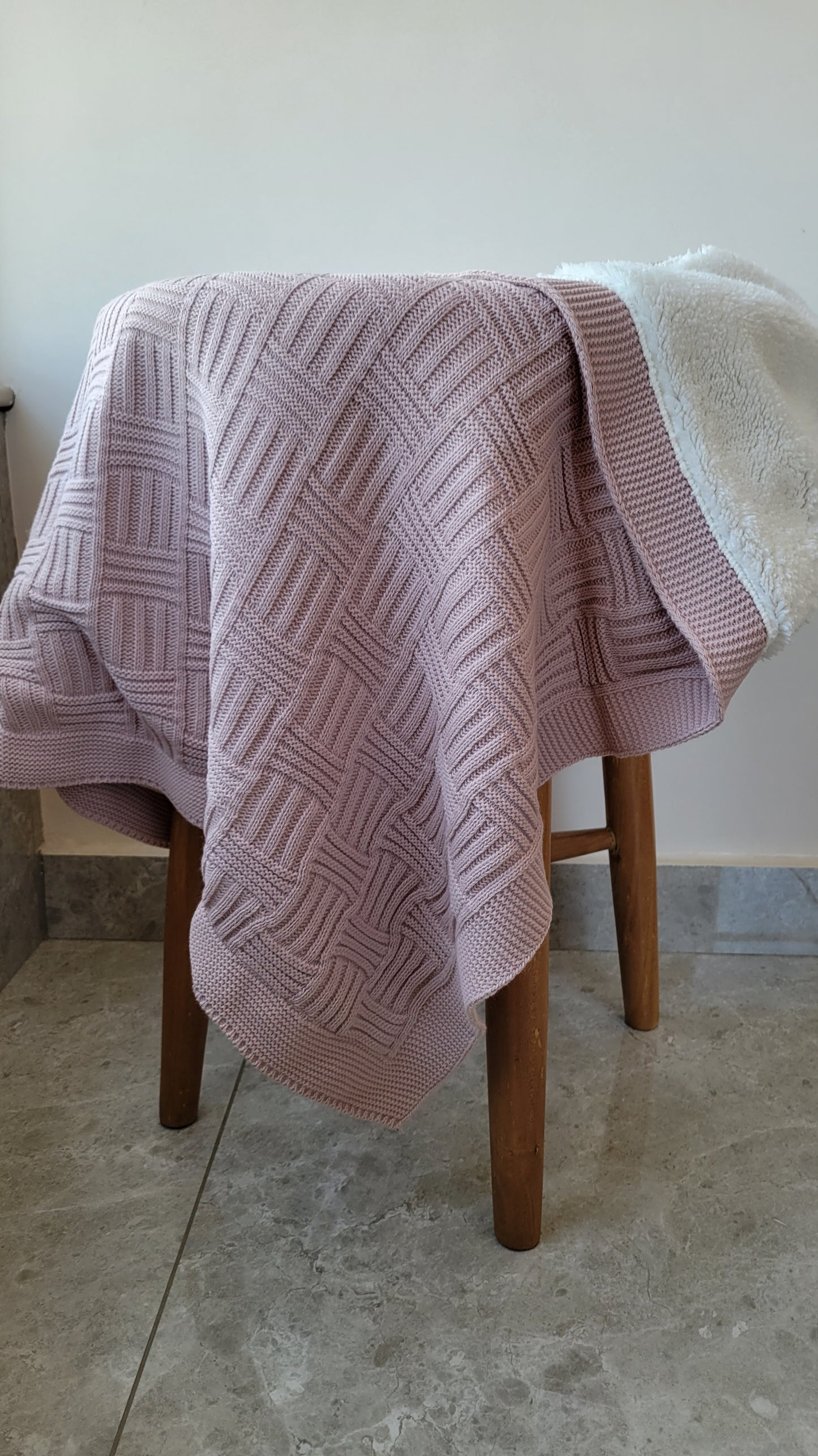 KNITTED DOUBLE SIDED SHERPA - baby blanket