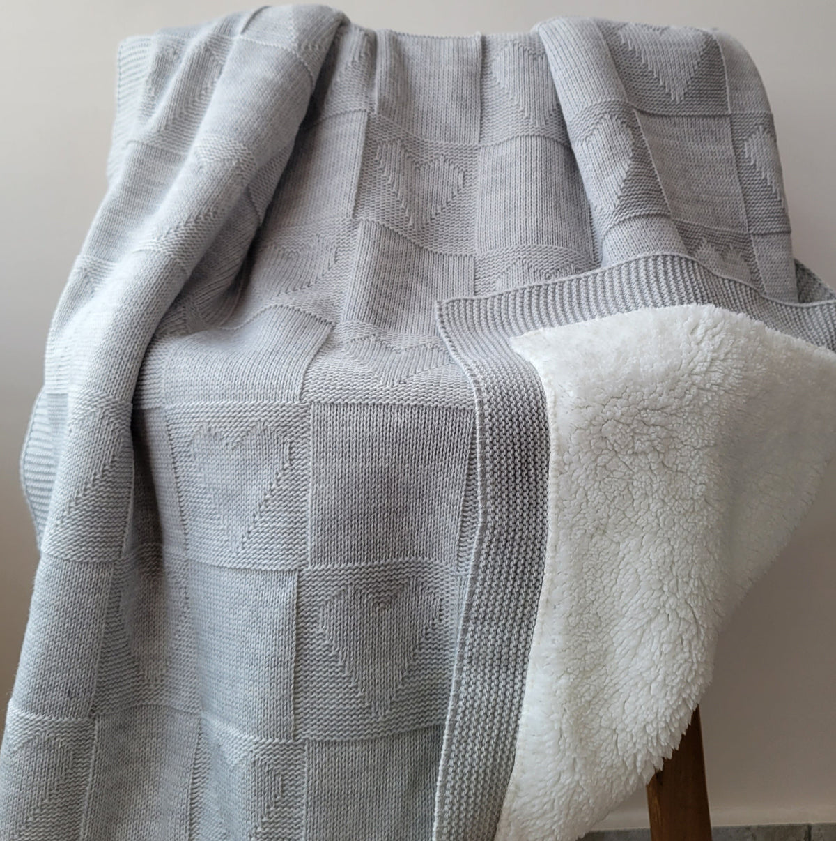 KNITTED DOUBLE SIDED SHERPA - baby blanket