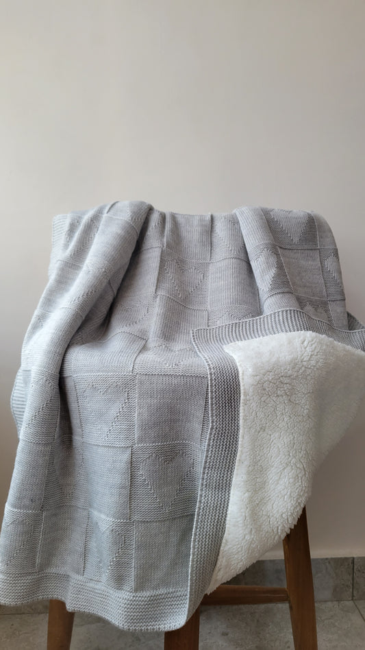 KNITTED DOUBLE SIDED SHERPA - baby blanket