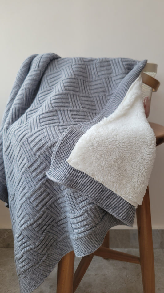 KNITTED DOUBLE SIDED SHERPA - baby blanket