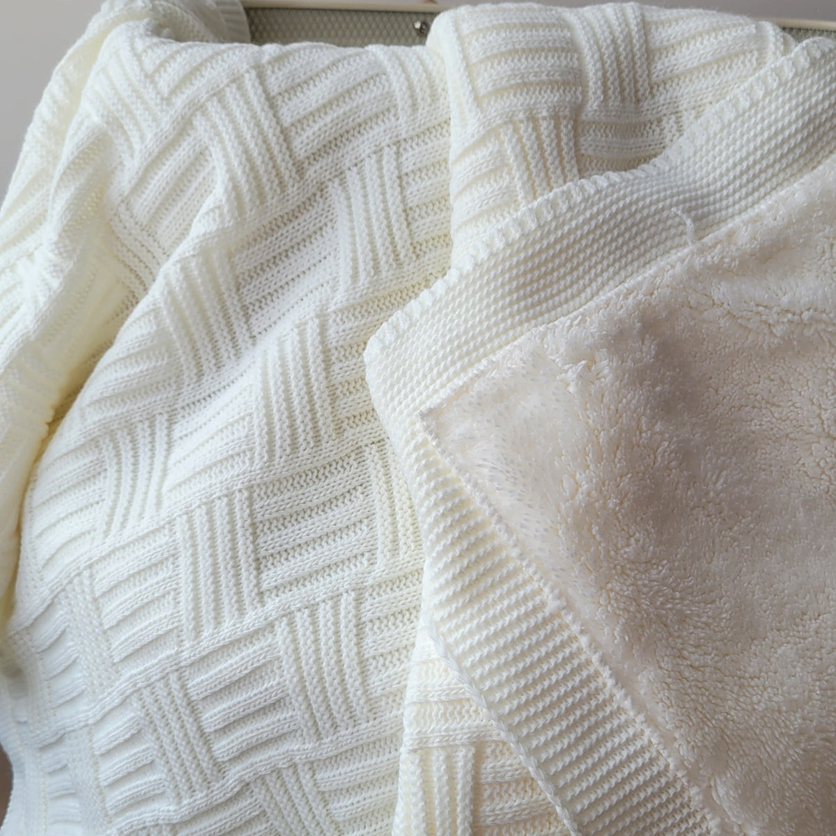 KNITTED DOUBLE SIDED SHERPA - baby blanket